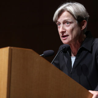 Η Τζούντιθ Μπάτλερ στην Popaganda: Μη Βία, Φεμινισμός και η Ζωή Μετά τον Covid-19