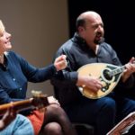 Απολαύστε τη Λένα Κιτσοπούλου να ερμηνεύει τα ρεμπέτικα, τα blues της Ελλάδας