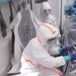 Το χάδι της Ιταλίδας νοσοκόμας που συγκίνησε όλο τον πλανήτη [ΒΙΝΤΕΟ]