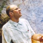 Δείτε «Τα κοκκινομπλέ πατίνια» του Σταύρου Τσιώλη από το Θέατρο του Νέου Κόσμου