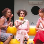 Δείτε την μαύρη κωμωδία «Με δύναμη από την Κηφισιά» των Κεχαΐδη-Χαβιαρά