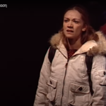 Δείτε την παράσταση «Καθόλου Καλά» σε σκηνοθεσία Βαγγέλη Θεοδωρόπουλου