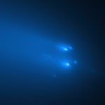 Άρχισε να διασπάται σε περισσότερα κομμάτια ο κομήτης «Άτλας» που πλησιάζει τη Γη αλλά αργοπεθαίνει