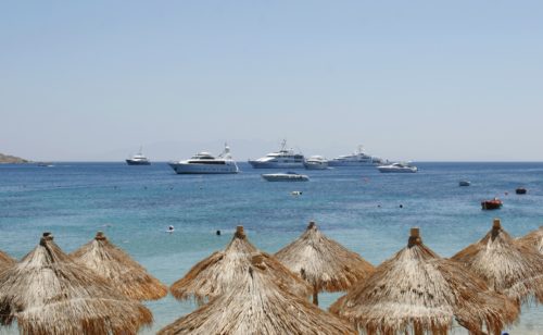 Ποιες είναι οι χώρες που θα στείλουν τουρίστες στην Ελλάδα