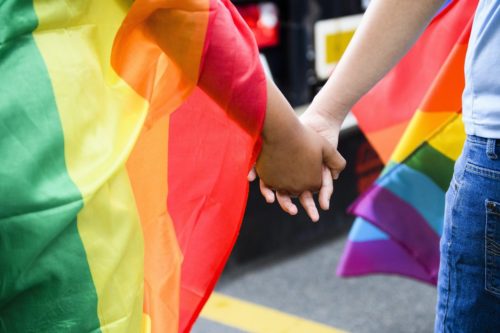 Η Γερουσία των ΗΠΑ εγκρίνει νόμο που προστατεύει τον γάμο ομοφυλοφίλων σε όλη τη χώρα