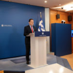 Στ. Πέτσας: «Δεν είναι ρεαλιστικό να ανοίξουμε 1η Δεκεμβρίου»