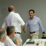 Τσίπρας: «Είδαμε τον κ. Μητσοτάκη να πουλάει ηλιοβασιλέματα, την ώρα όμως που ο τουρισμός μπαίνει σε βαθύ σκοτάδι»