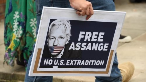 Υπόθεση Ασάνζ: Η οικογένεια του ιδρυτή του WikiLeaks καλεί τη Γερμανία να παρέμβει στις ΗΠΑ