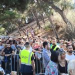 Απίστευτες εικόνες συνωστισμού από το φετινό προσκύνημα στον τάφο του Παΐσιου