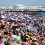 Η Βρετανία θα σταματήσει να επιβάλλει καραντίνα σε ταξιδιώτες από 75 χώρες