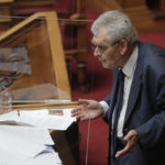 Την αναβολή λήψης απόφασης για τον Δ. Παπαγγελόπουλο από την Ολομέλεια της Βουλής ζητούν οι συνήγοροί του