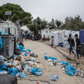 Πώς θα ένιωθες αν ζούσες παγιδευμένος στη Μόρια εν μέσω Covid-19;