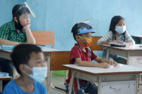 Ινδονησία-Κορωνοϊός: Την επόμενη εβδομάδα αναμένεται να ξεκινήσουν δοκιμές πιθανού εμβολίου σε ανθρώπους