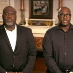 Ενός λεπτού σιγή για τον Τζορτζ Φλόιντ στο συνέδριο των Δημοκρατικών (ΒΙΝΤΕΟ)