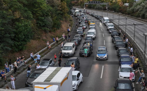 «Πιθανή ισλαμιστική επίθεση» η αλυσίδα τροχαίων ατυχημάτων χθες στο Βερολίνο