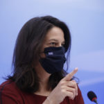 Κεραμέως: «Γιατροί στις τάξεις, μέσος όρος 18 – 22 μαθητές στα αστικά κέντρα»