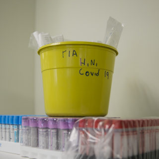 Κορωνοϊός: Γιατί το δεύτερο κύμα χτυπάει τόσο ισχυρά την Ευρώπη, την Ελλάδα, τη Θεσσαλονίκη;