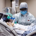 Κορωνοϊός: Εντοπίστηκαν μεταλλάξεις που αυξάνουν την πιθανότητα νοσηλείας σε ΜΕΘ