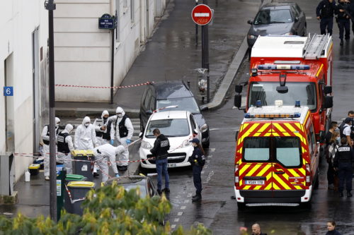 Ο βασικός ύποπτος στην επίθεση με μαχαίρι στο Παρίσι συνελήφθη