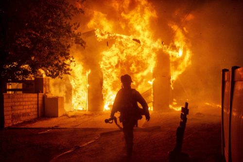 Ο καπνός από τις καταστροφικές πυρκαγιές στις ΗΠΑ έφθασε μέχρι την Ευρώπη