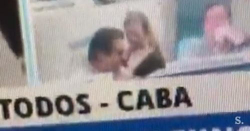 Αργεντίνος βουλευτής χάιδευε και φιλούσε το στήθος της συντρόφου του σε ζωντανή τηλεδιάσκεψη του κοινοβουλίου