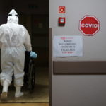 Πολωνία-Κορωνοϊός: Ο ημερήσιος αριθμός κρουσμάτων ξεπέρασε για πρώτη φορά τα 2.000