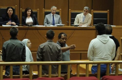 Δίκη Χρυσής Αυγής: Η επίθεση στους Αιγύπτιους ψαράδες στο Πέραμα τον Ιούνη του 2012