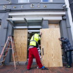 Αμερικανικές Εκλογές: Καταστήματα σε όλη την χώρα μετατρέπονται σε οχυρά, υπό τον φόβο ξεσπάσματος επεισοδίων [ΕΙΚΟΝΕΣ-ΒΙΝΤΕΟ]