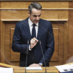 Μητσοτάκης-Βουλή: «Μελέτες λένε ότι τα Μέσα Μεταφοράς δεν παίζουν σημαντικό ρόλο στη διασπορά του ιού»