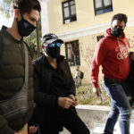 «Είμαι εγκληματίας»: ο Νότης Σφακιανάκης προσήλθε στον Εισαγγελέα