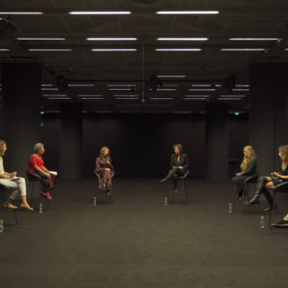 Δείτε 8 γυναίκες να συζητούν για την πατριαρχία, τον σεξισμό και την έμφυλη βία στην ελληνική κοινωνία