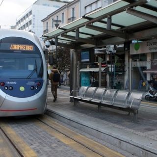 Διακοπή δρομολογίων του τραμ από το Σύνταγμα έως τη στάση Λ. Βουλιαγμένης