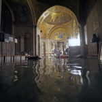 Βενετία: Σοβαρές ζημιές στην πλατεία του Αγίου Μάρκου μετά την τελευταία κακοκαιρία [ΕΙΚΟΝΕΣ]