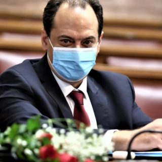 O ΣΥΡΙΖΑ κατέθεσε τροπολογία για την έκτακτη οικονομική ενίσχυση των αστυνομικών υπαλλήλων. Μετά την ανθοδέσμη στον Χρυσοχοϊδη.