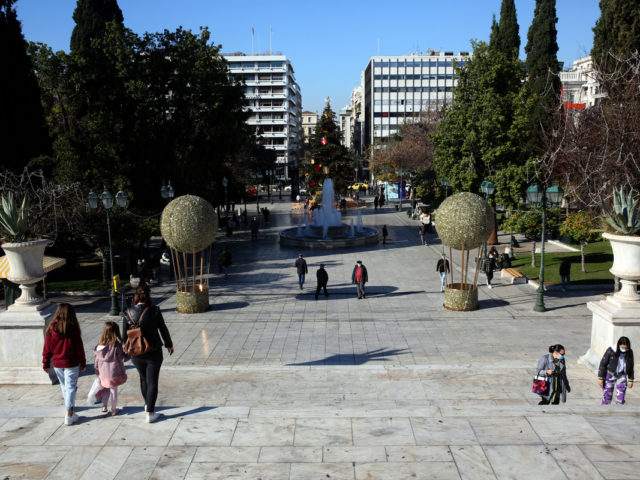 Αρχίζει η ανάπλαση της πλατείας Συντάγματος