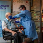 Η Ισπανία πιέζει ΕΕ και ΟΟΣΑ για την θέσπιση πιστοποιητικού εμβολιασμού