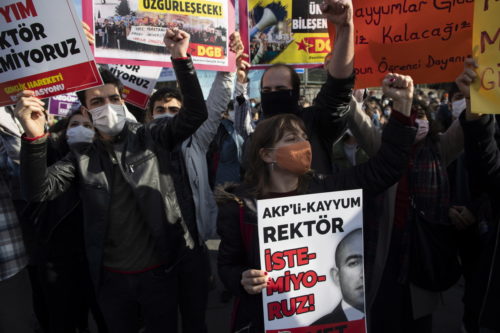 Τουρκία: Φοιτητές διαδήλωσαν για τον διορισμό πρύτανη με προεδρικό διάταγμα