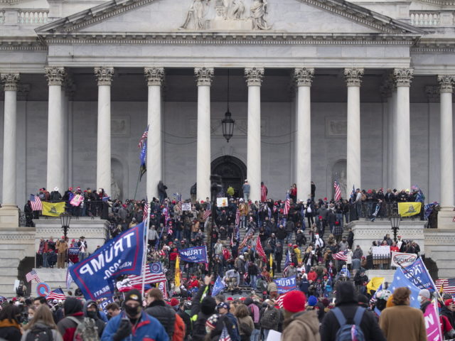 ΗΠΑ: Τέσσερις οι νεκροί από την εισβολή στο Καπιτώλιο