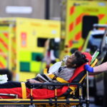 Κορωνοϊός: Λίγο πριν το σημείο κορεσμού τα βρετανικά νοσοκομεία