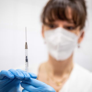 Freedom Pass: 435.000 έκλεισαν ραντεβού για εμβόλιο από την ημέρα που ανακοινώθηκε