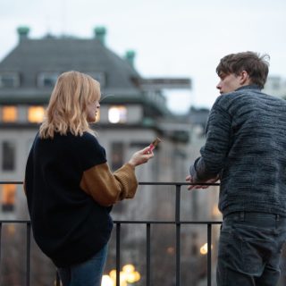 Γιατί το «Έρωτας & Αναρχία» είναι μια σειρά που αξίζει να δεις;