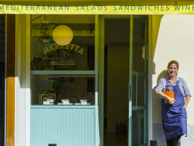 Μarketta: Μια Καναδή στη Λέκκα μας ανοίγει την όρεξη για σάντουιτς και σαλάτες