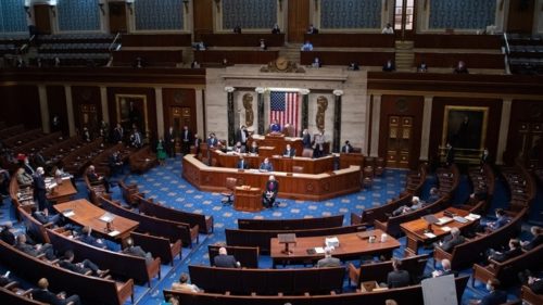 ΗΠΑ: Οι Δημοκρατικοί στη Βουλή των Αντιπροσώπων «έτοιμοι» να κινήσουν τη διαδικασία παραπομπής του Τραμπ