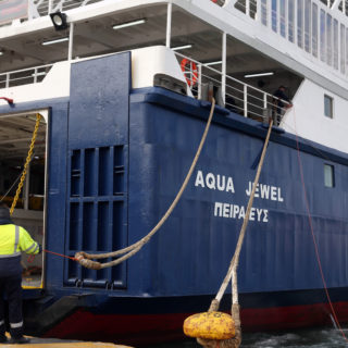 Προβλήματα στις ακτοπλοϊκές συγκοινωνίες, λόγω των θυελλωδών ανέμων