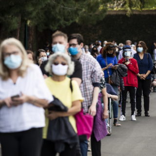 Διπλάσιος ο κίνδυνος λοίμωξης Covid-19 για τους ανθρώπους με άνοια