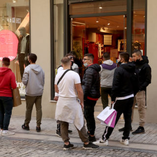 Υπουργείο Οικονομικών: Ποιες επιχειρήσεις απαλλάσσονται πλήρως από καταβολή ενοικίου τον Ιούλιο