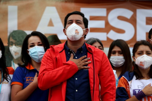 Εκλογές στον Ισημερινό: Ο σοσιαλιστής Αντρές Αράους και ο αριστερός Γιάκου Πέρες στον 2ο γύρο