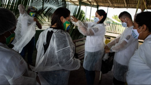 Βραζιλία: Έρευνες για «εμβολιασμούς» σε ηλικιωμένους με κενές σύριγγες