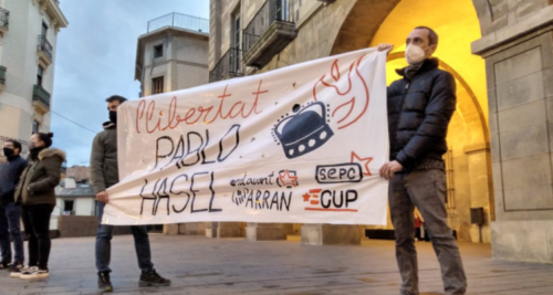 Ισπανία: Η αστυνομία συνέλαβε τον ράπερ Πάμπλο Χασέλ κατά την διάρκεια επιχείρησης στο πανεπιστήμιο