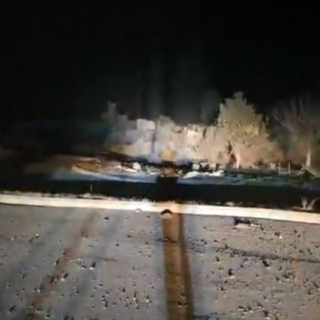 Ισχυρή έκρηξη ισοπέδωσε το ξενοδοχείο «Τσάμης» της Καστοριάς